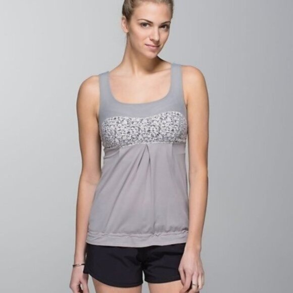 Lululemon Elevate Tank Petite Fleur Silver Spoon size 4‎ - Picture 3 of 8